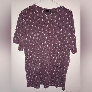 XL purple skull & crossbones T-shirt
